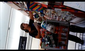 युवा विदेशी सेक्सी फिल्म चाहिए वेश्या एक पुराने वृद्धा